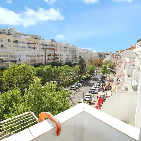 Comfortable In - 20 M² - Pleasant Balcony Apartament