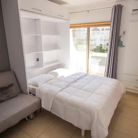 아파트 Comfortable In - 20 M² - Pleasant Balcony 알부페이라
